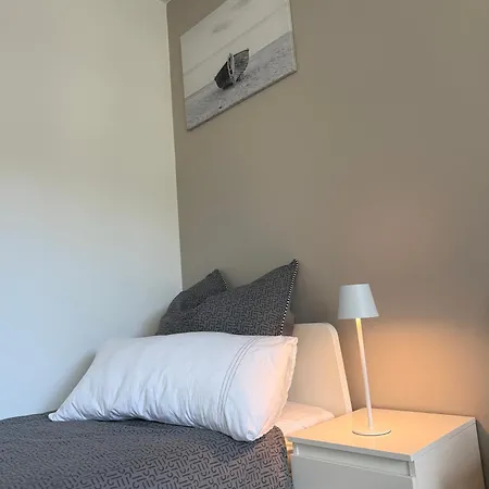 Apartment 1 In